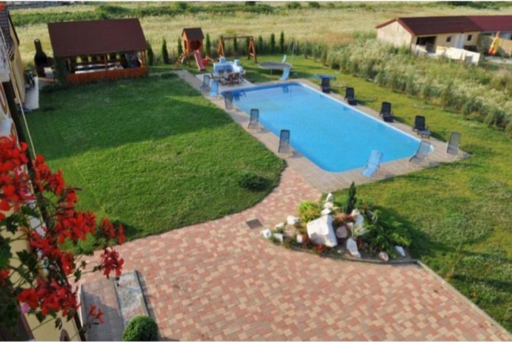 Casa Optima Oradea Exterior photo